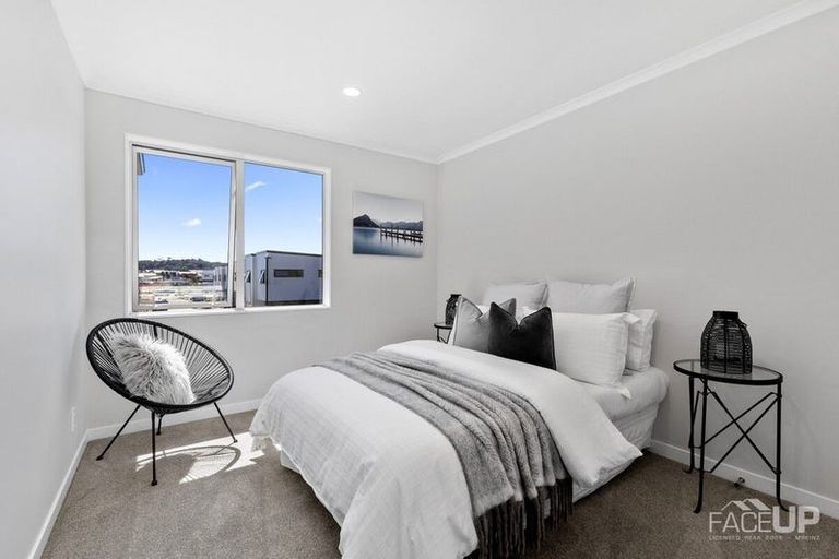 Photo of property in 23 Hea Road, Hobsonville, Auckland, 0616