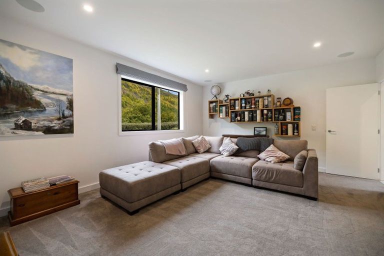 Photo of property in 18 Norfolk Street, Arrowtown, 9302