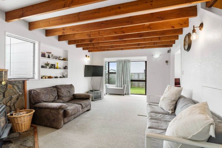 Photo of property in 106 Everitt Crescent, Whangamata, 3620