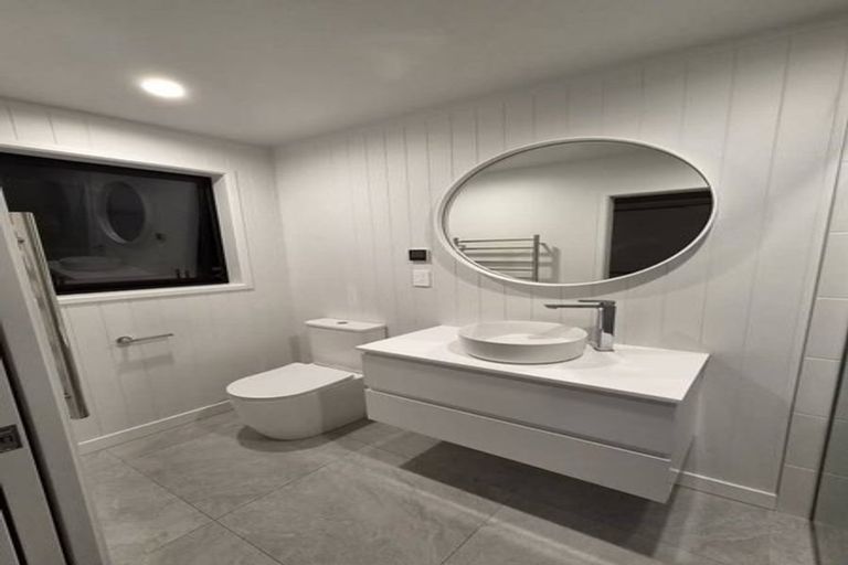 Photo of property in 20 Cheviot Street, Jacks Point, 9371