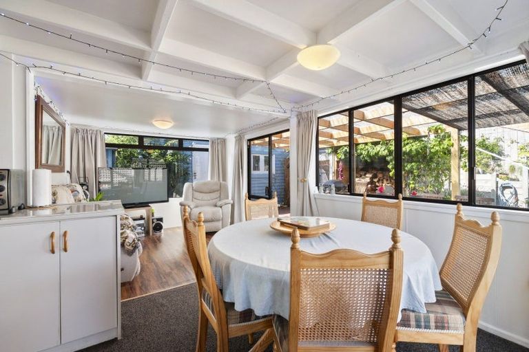 Photo of property in 12 Union Street, Foxton, 4814