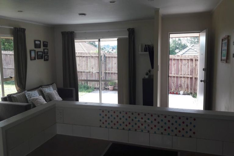 Photo of property in 6 Cretian Crescent, Henderson, Auckland, 0612