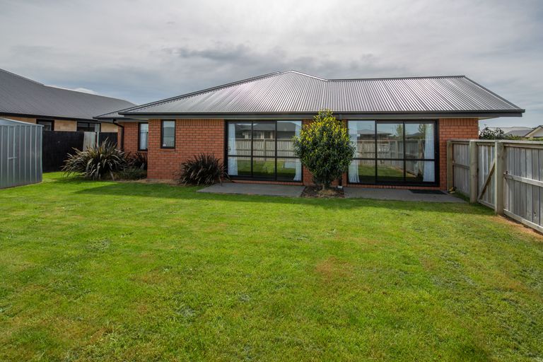 Photo of property in 1 Quartz Drive, Rolleston, 7614