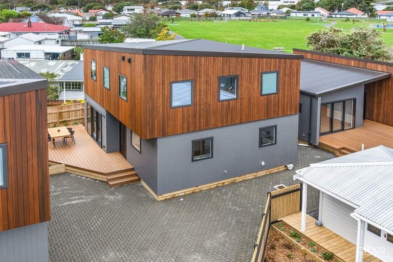Photo of property in 64b Bell Road, Waiwhetu, Lower Hutt, 5010