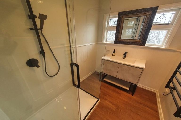 Photo of property in 52 North Parade, Richmond, Christchurch, 8013