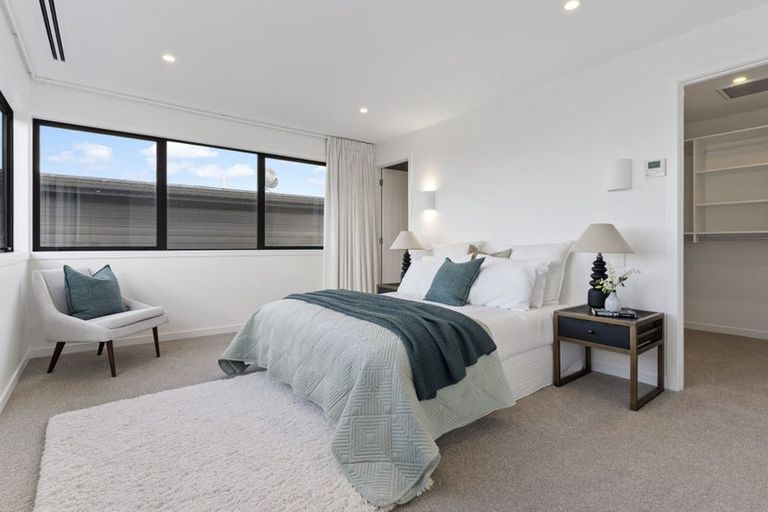 Photo of property in 10b Montrose Terrace, Mairangi Bay, Auckland, 0630