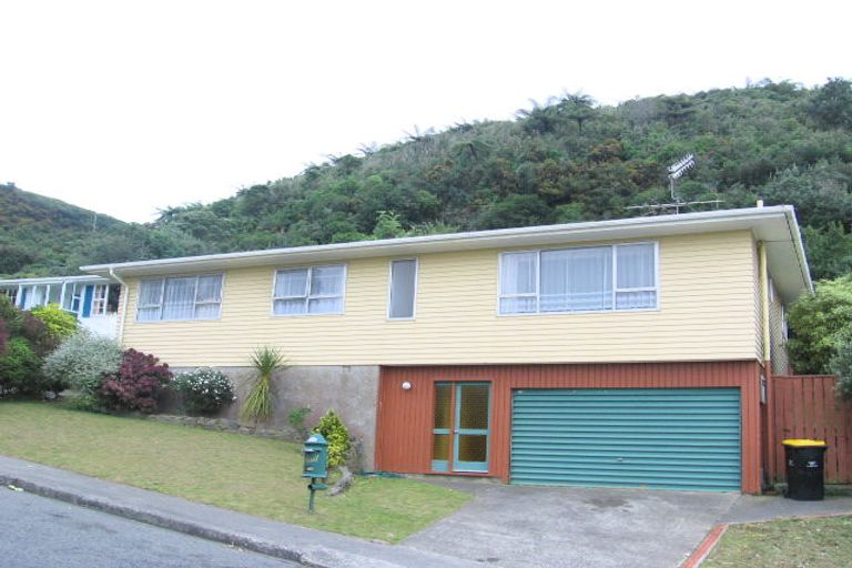 Photo of property in 158 Broderick Road, Johnsonville, Wellington, 6037