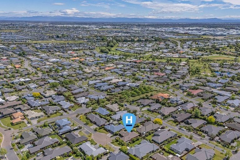 Photo of property in 5 Grace Close, Aidanfield, Christchurch, 8025