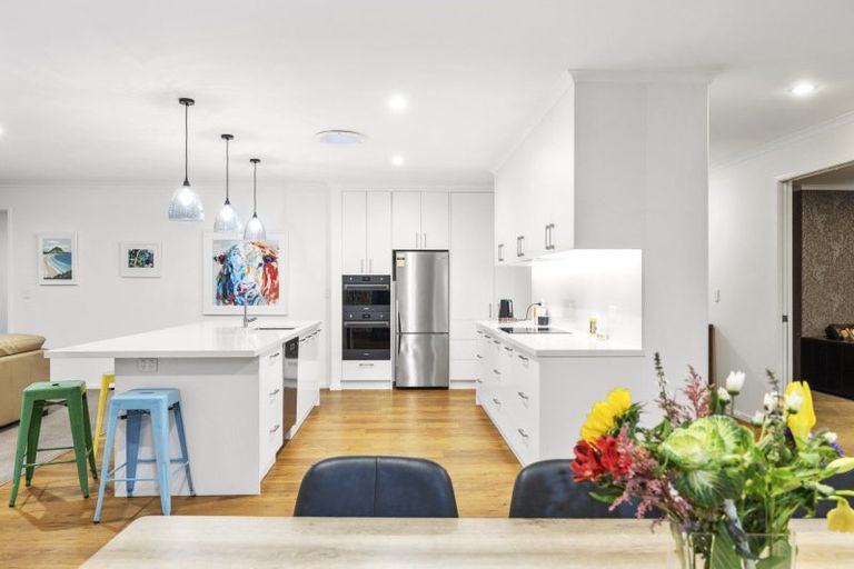Photo of property in 9r Jason Place, Pyes Pa, Tauranga, 3112