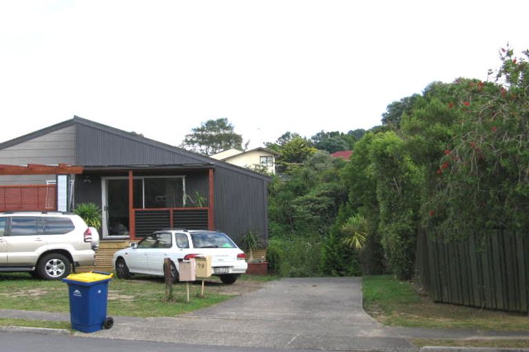 Photo of property in 1/9 Scarlock Avenue, Browns Bay, Auckland, 0630