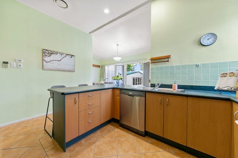 Photo of property in 1/27 Rata Street, New Lynn, Auckland, 0600