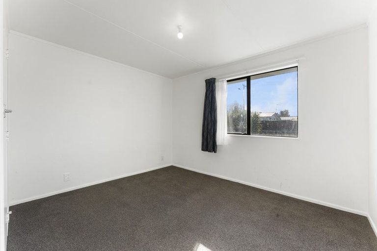 Photo of property in 201 Puriri Street, Castlecliff, Whanganui, 4501