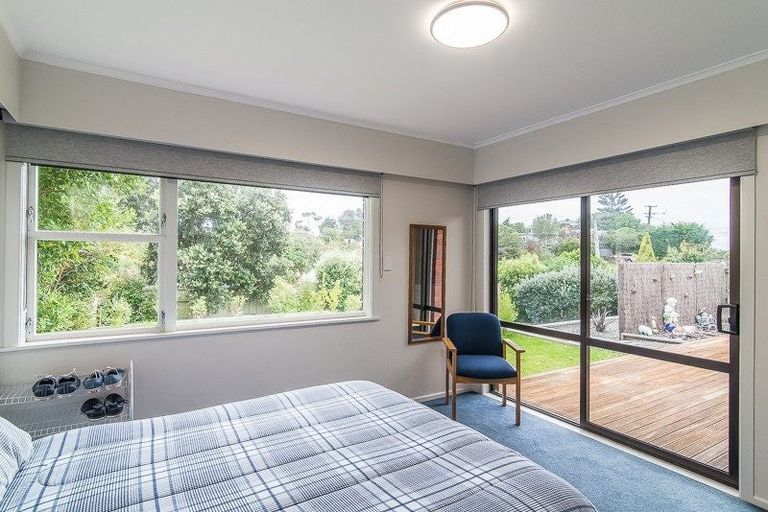 Photo of property in 16 Percival Road, Paraparaumu Beach, Paraparaumu, 5032