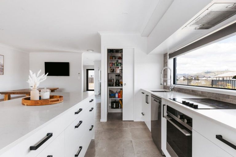 Photo of property in 51 Manawa Road, Papamoa Beach, Papamoa, 3118