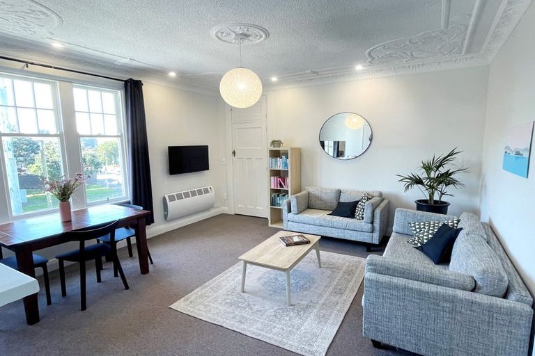 Photo of property in 1u5 Brooklyn Road, Mount Cook, Wellington, 6011