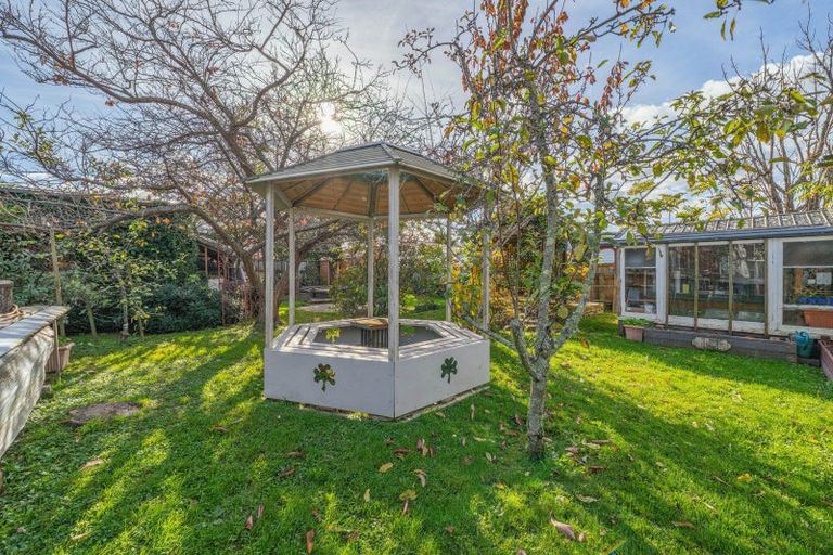 Photo of property in 5 Thackeray Street, Trentham, Upper Hutt, 5018