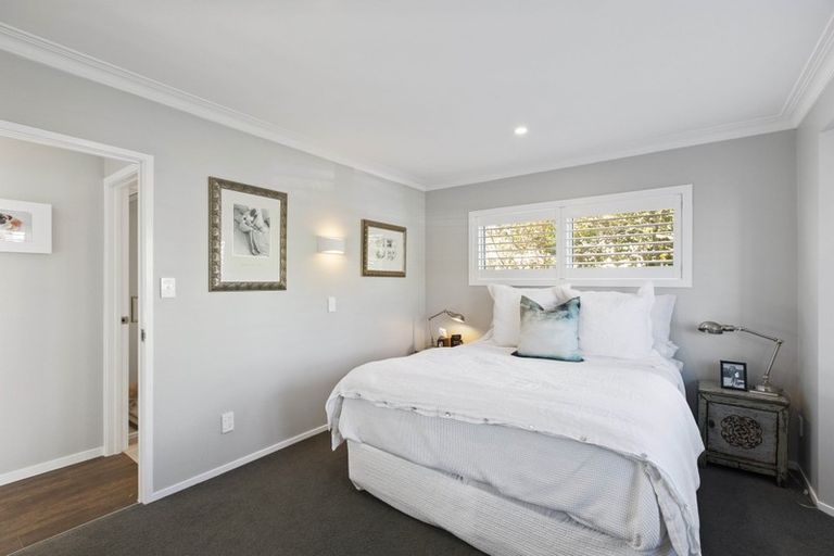 Photo of property in 1/87-89 Hinemoa Street, Birkenhead, Auckland, 0626
