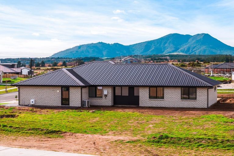 Photo of property in 26 Makomako Crescent, Wharewaka, 3330