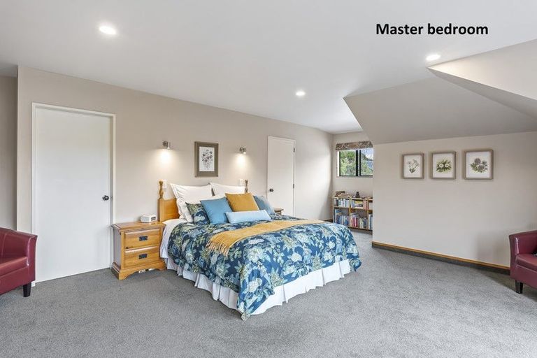 Photo of property in 12 Millvale Street, Waikanae, 5036