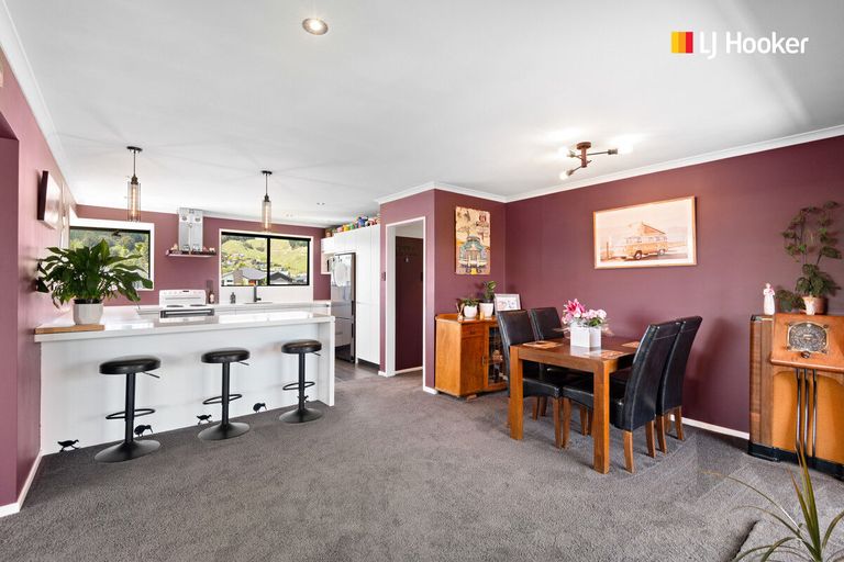Photo of property in 126 Hagart-alexander Drive, Mosgiel, 9024