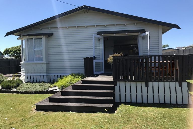 Photo of property in 102 Park Street, Hokitika, 7810