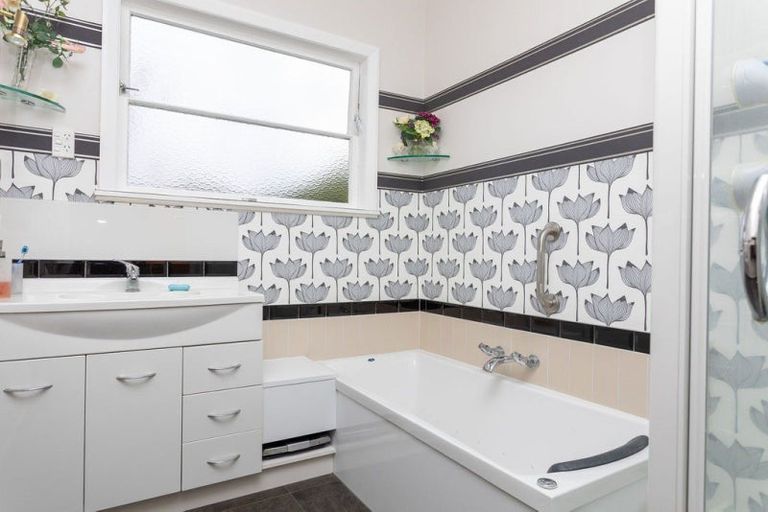 Photo of property in 29 Guy Street, Dannevirke, 4930