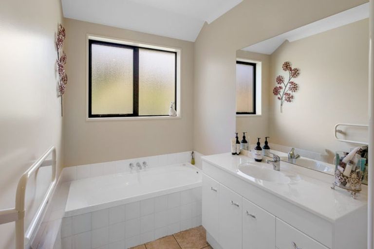 Photo of property in 211 Dawsons Road, Templeton, Christchurch, 7678
