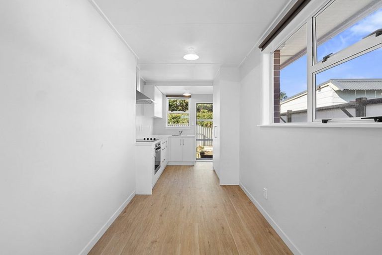 Photo of property in 4/290 Carrington Street, Vogeltown, New Plymouth, 4310