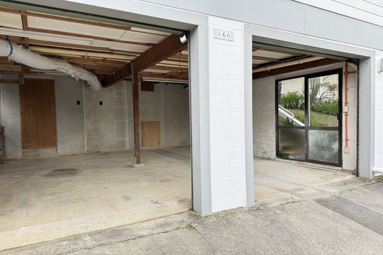 Photo of property in 166 Mitchell Street, Brooklyn, Wellington, 6021