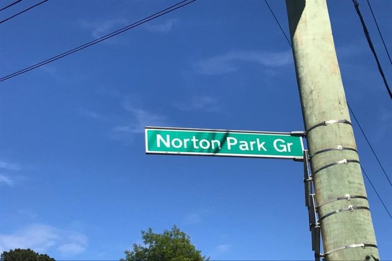 Photo of property in 97a Norton Park Grove, Waterloo, Lower Hutt, 5011