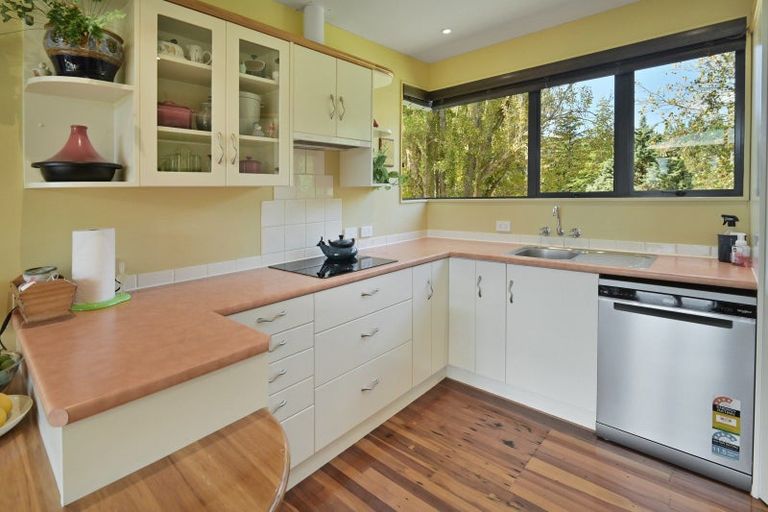 Photo of property in 1544 Kahuranaki Road, Kahuranaki, Havelock North, 4295