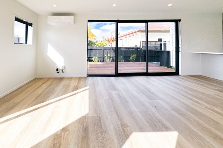 Photo of property in 6/10 Surrey Street, Linwood, Christchurch, 8062