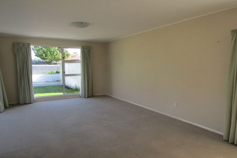 Photo of property in 245 Weston Road, Mairehau, Christchurch, 8052