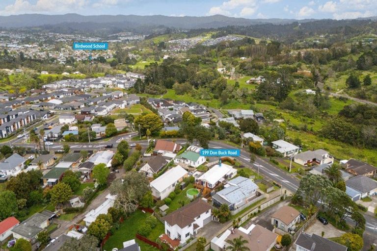 Photo of property in 199 Don Buck Road, Massey, Auckland, 0614