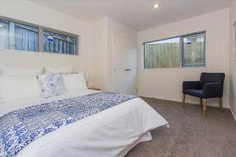 Photo of property in 20a Northall Road, New Lynn, Auckland, 0600