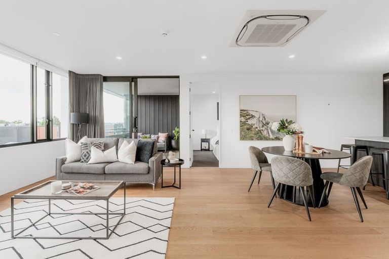 Photo of property in Parkhaven, 204/220u Tristram Street, Hamilton Central, Hamilton, 3204