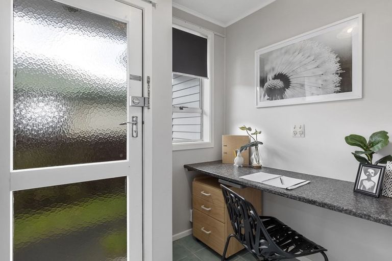 Photo of property in 11 Karamea Grove, Wainuiomata, Lower Hutt, 5014