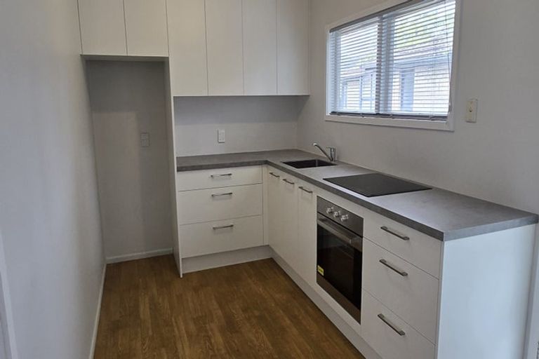 Photo of property in 178b Queen Street, Northcote Point, Auckland, 0627