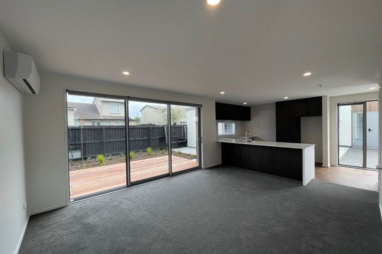 Photo of property in 2/33 Frederick Street, Waltham, Christchurch, 8011