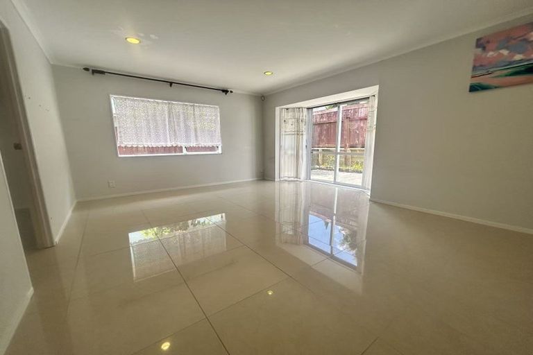 Photo of property in 3/25 Nicholas Road, Somerville, Auckland, 2014