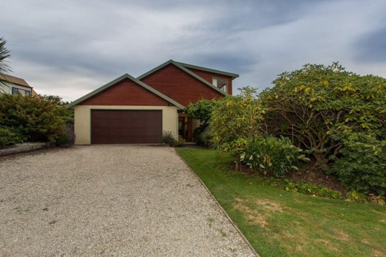 Photo of property in 6 Heuchan Lane, Wanaka, 9305
