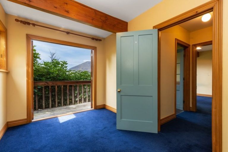 Photo of property in 12 Longwood Place, Queenstown, 9300