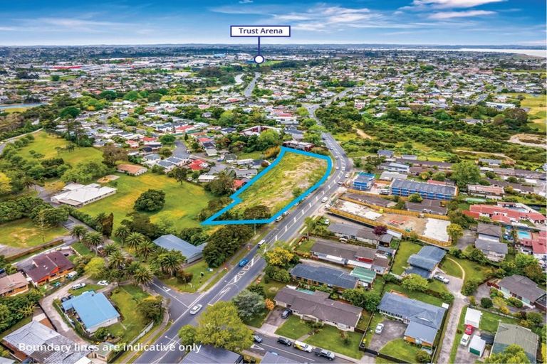 Photo of property in 64 Edmonton Road, Henderson, Auckland, 0612