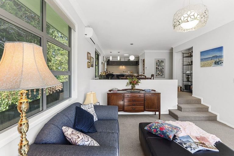 Photo of property in 525e Mangorei Road, Highlands Park, New Plymouth, 4312