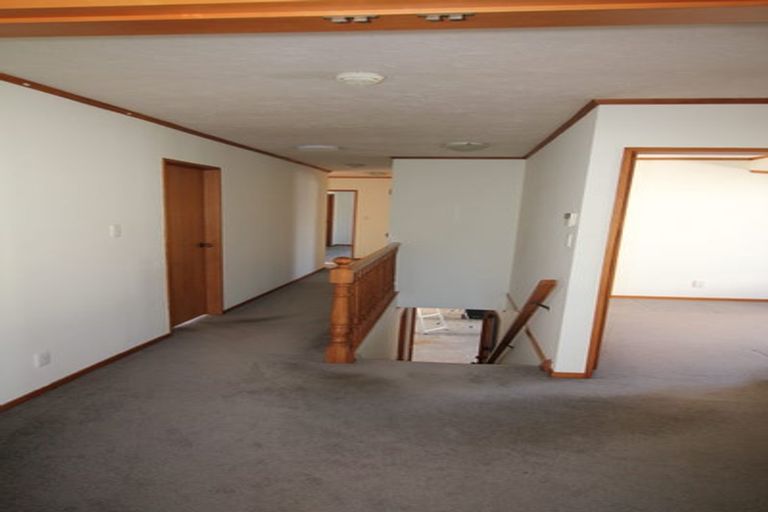 Photo of property in 21 Glen Alton Avenue, Paparangi, Wellington, 6037