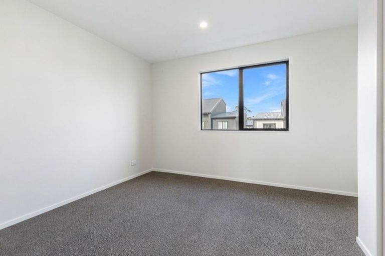 Photo of property in 73 Selo Street, Glen Eden, Auckland, 0602