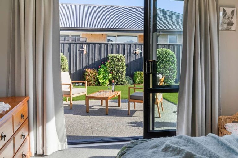 Photo of property in 12 Waimarie Street, Pegasus, 7612