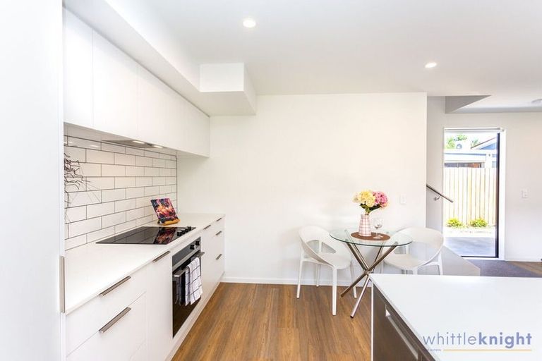 Photo of property in 167b Geraldine Street, Edgeware, Christchurch, 8013