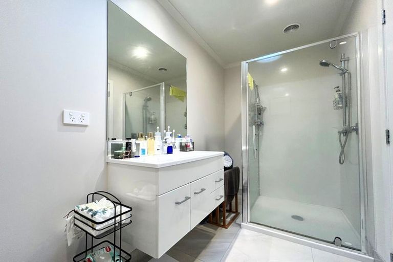 Photo of property in 2 Eyton Kay Road, Hobsonville, Auckland, 0616