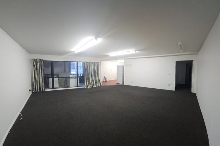 Photo of property in 5u6 Hopper Street, Mount Cook, Wellington, 6011
